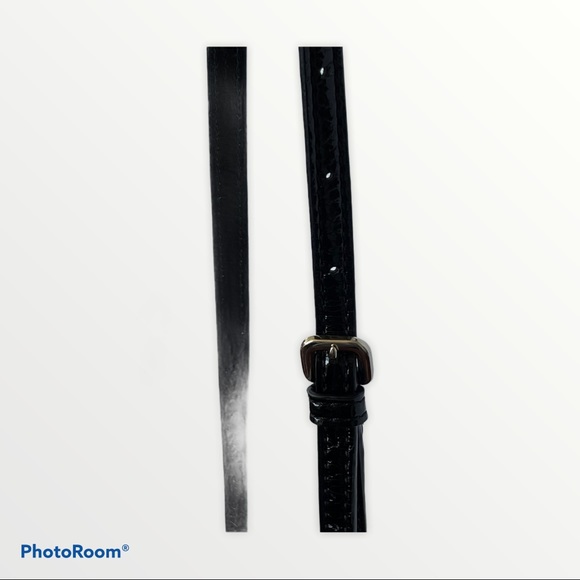 Guess Crossbody! - Picture 11 of 11